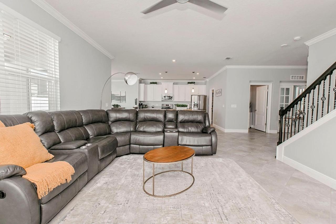 Spacious 4 Bed Home Near Orlando Gated Pool Access 산퍼드 외부 사진