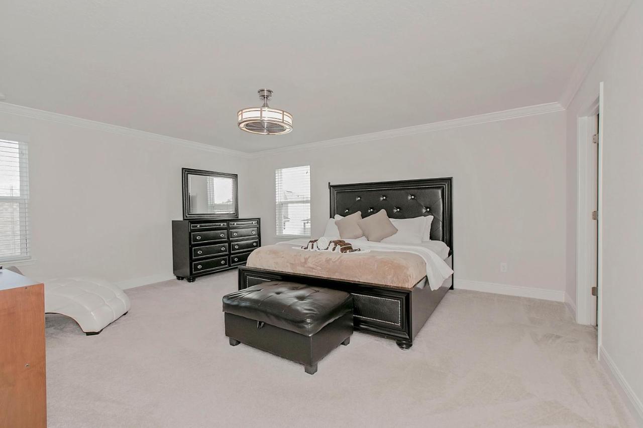 Spacious 4 Bed Home Near Orlando Gated Pool Access 산퍼드 외부 사진